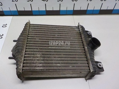 LR036432 Интеркулер Land Rover Range Rover Sport 2013