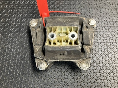 4F0399151AP Подушка крепления КПП Audi A6 4F/C6 2006 ,4F0399151AL,NH1040F1,AC-47100