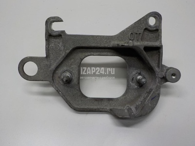 112221641R Кронштейн опоры двигателя Nissan Qashqai (J11) 2014