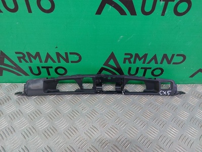 KB8B50854 Накладка подсветки гос.номера Mazda CX-5 2 2017-нв , KB7W50854