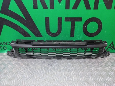 565853677E9B9 Решетка бампера Skoda Kodiaq 1 2016-нв , 565853677E