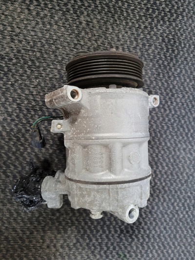 P31291251 нагнетатель кондиционера volvo v40 ii1 , 6 d2 31291251