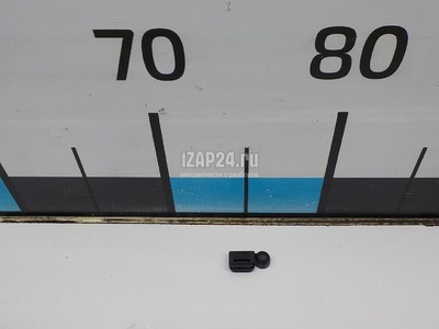 7H0827312 Крепеж VAG Caddy III (2004 - 2015)