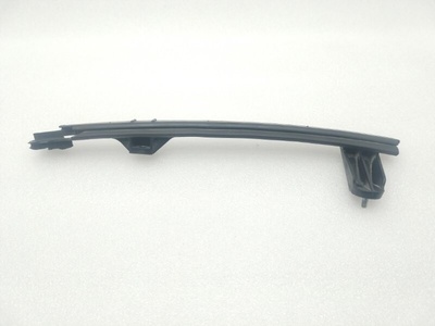 835351H000 Направляющая стекла двери Kia Ceed ED 2011