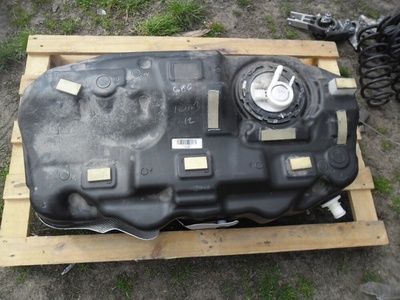 Бачёк топлива бак джип cherokee kl 68109892af