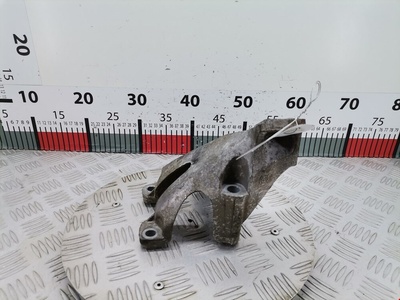 8E0199307E Кронштейн двигателя (лапа крепления) Audi A4 B6 (2000-2006) 2003 ,