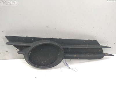 13211481 Решетка (заглушка) в бампер Перед. R Opel Corsa D 2008