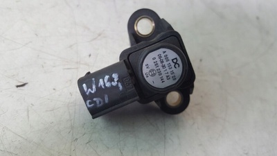 A0061531328 датчик давления воздушный мерседес w169 2 , 0 cdi