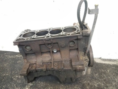 Блок двигателя renault Logan 2005-2014