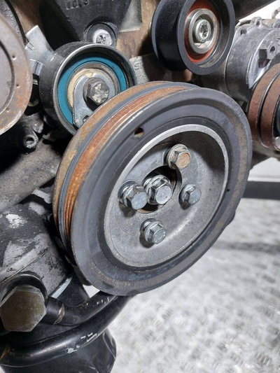 шкив коленвала 1.7TD 8V / НЕМЕЦ / . X17DTL. Opel Astra G 2004