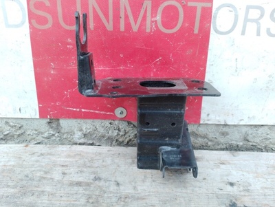 4L0807134C Кронштейн усилителя переднего бампера Audi Q7 4L 2008