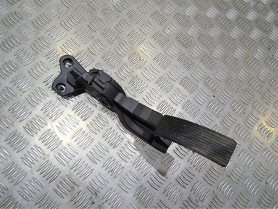 A1663000004 мерседес gl x166 педаль газа