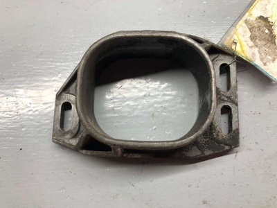 8D0199335M Кронштейн двигателя Audi A4 B5 1999