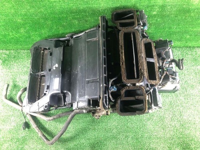 4E0820003L Корпус отопителя (печки) Audi A8 D3 (S8) 2004 , MF4431500242