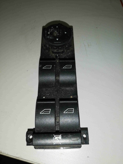 3m5t14a132af Блок управления стеклоподъемниками Ford C-max(2003-2007) 2004