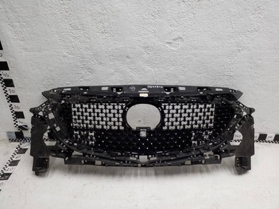 GSH750712 Решетка радиатора Mazda 6 GJ Restail 2