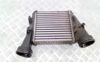 3B0145806 Интеркулер Volkswagen Passat B5+ [рестайлинг] (2000-2005) 2000