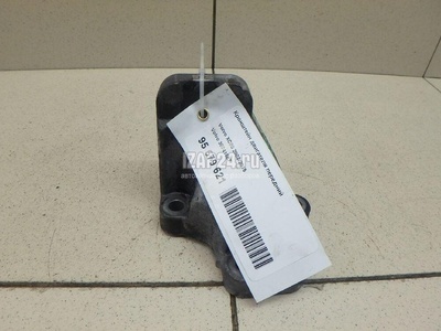 30741567 Кронштейн двигателя передний Volvo XC90 (2002 - 2015)
