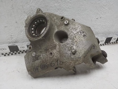 LR090542 Кулак задний правый Land Rover Range Rover Velar