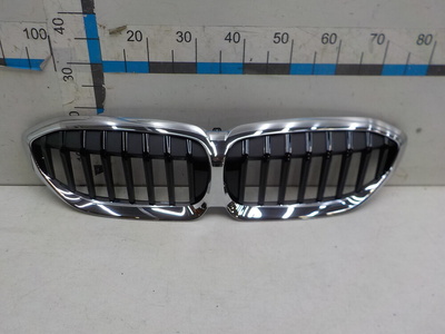 51137449428 Решетка радиатора BMW 3 G20/G21 2018-