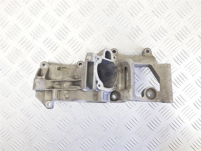 8601366 Корпус помпы BMW 2 F45/F46 1 (2014 - 2018) 2017