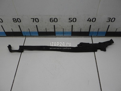 7L0121331B Уплотнитель (внутри) VAG Q7 [4L] (2005 - 2015)