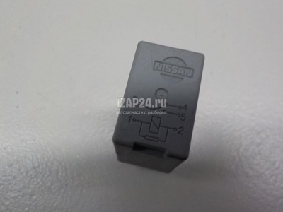 8200351490 Реле Renault Scenic II (2003 - 2009)