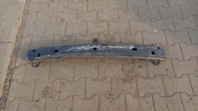 Балка бампера передняя hyundai getz 04 год хэтчбек