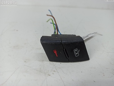 4B1962107 Кнопка центрального замка Audi A6 C5 (1997-2005) 1998
