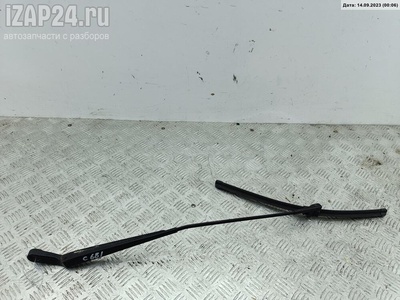 6Q1955410A Щеткодержатель (поводок стеклоочистителя) передний R Volkswagen Polo (2001-2005) 2002