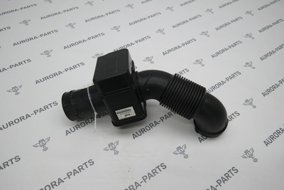 LR062830 Воздуховод впускной (средний) от КВФ на турбину Land Rover Range Rover Sport L494 2013