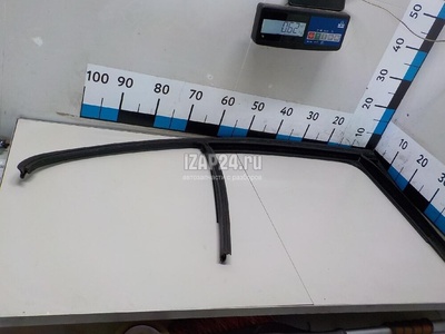 2137357400 Уплотнитель стекла двери Mercedes Benz W213 E-Klasse 2016
