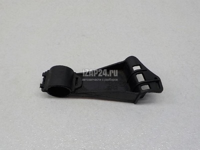 1K0133687B Крепеж VAG Caddy IV (2016 - 2020)