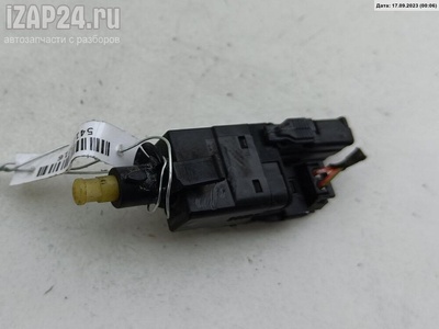 0015450109 Кнопки управления прочие (включатель) Mercedes W202 (C) 1996