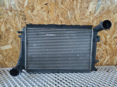 3C0121345AN Интеркулер Volkswagen Passat B6 2007