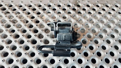 4B0833411B Петля двери задней левой Audi A6 C5 (S6,RS6) 2000