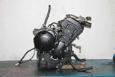 RN0911111 yamaha r1 rn09 02 - 03 двигатель - гарантия загрузки