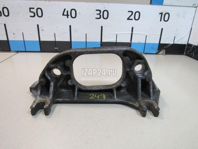 8200222022 Кронштейн опоры КПП Renault Megane II (2003 - 2009)