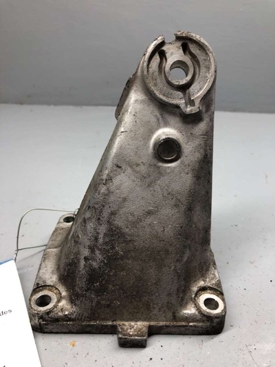 6032232704 Кронштейн двигателя Mercedes E W124 1990