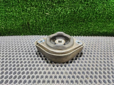 8D0399151J Подушка крепления кпп Volkswagen Passat B5 2002