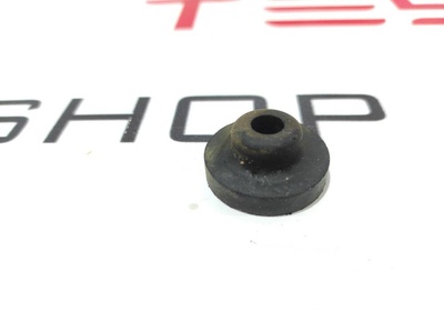 104849800C Подушка крепления радиатора Tesla Model X 2019 1048498-00-C
