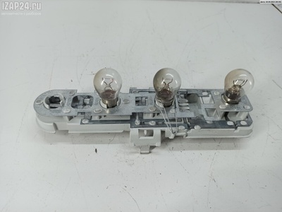 8D9945257 Плата фонаря заднего правого Audi A4 B5 (1994-2001) 1998