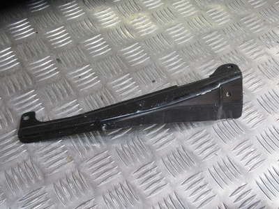 3W0806861D экран крепление бентли