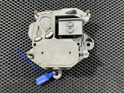 4M0399153L Подушка крепления КПП Audi A8 D4/4H 2015