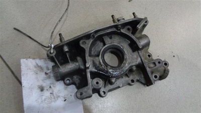 15010VB300 Насос масляный Nissan Patrol Y61 1997-2010 1998