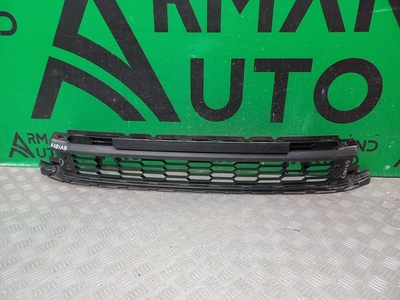 565853677E9B9 Решетка бампера Skoda Kodiaq 1 2016-нв , 565853677