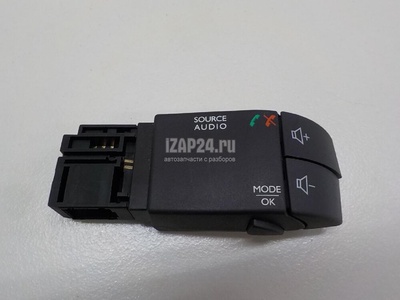 255522448R Переключатель подрулевой управления магнитолой Renault Duster 2012