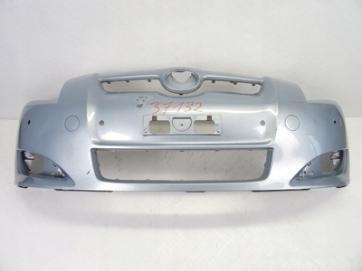 5215902680 toyota auris бампер переднего передний