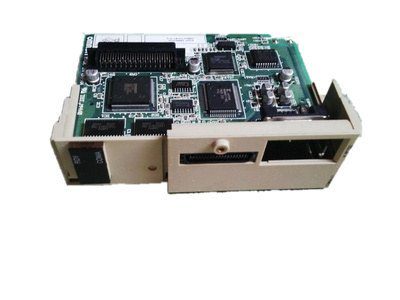 C200HWCOM04EV1 блок omron c200hw - com04 - ev1
