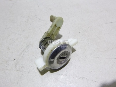 7701474906 Вставка замка двери Renault Megane I (1996 - 1999)